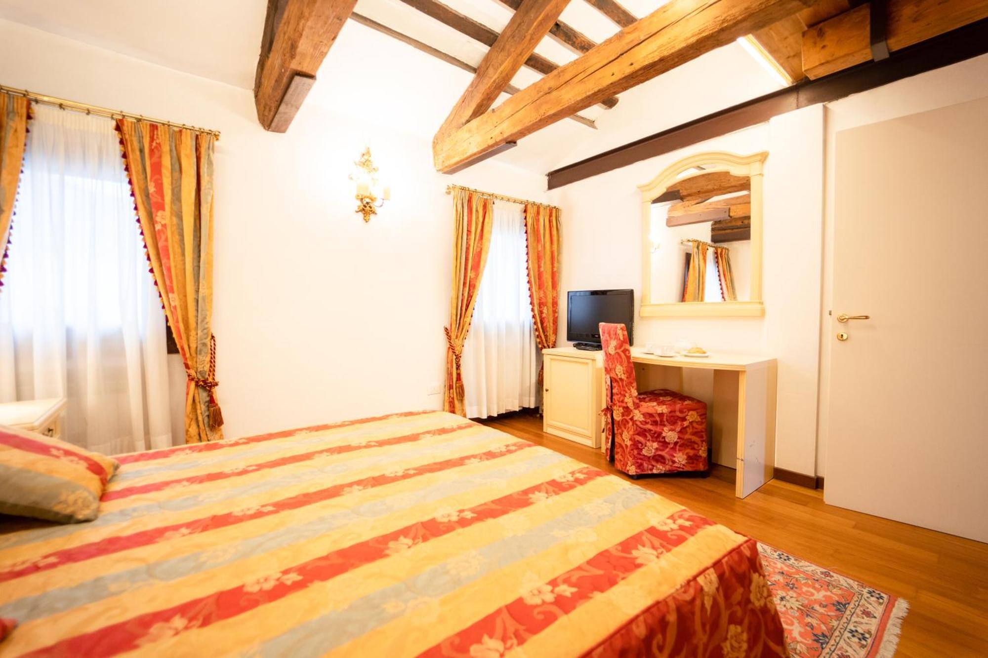 Furlani Apartments Венеція Екстер'єр фото